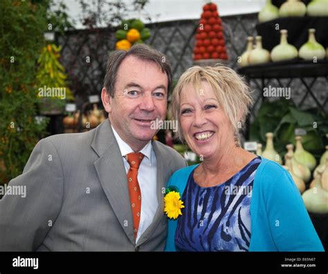 eric knowles teeth|Eric Knowles Wiki, Age, Wife, Family, Illness, Height, .